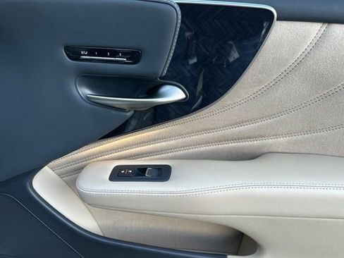 Used 2023 Lexus LS 500 500 Base w/ Interior Upgrade Package image 20