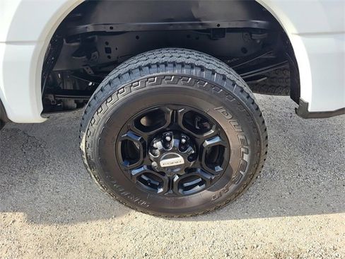 Used 2023 Ford F250 XL w/ STX Appearance Package image 22