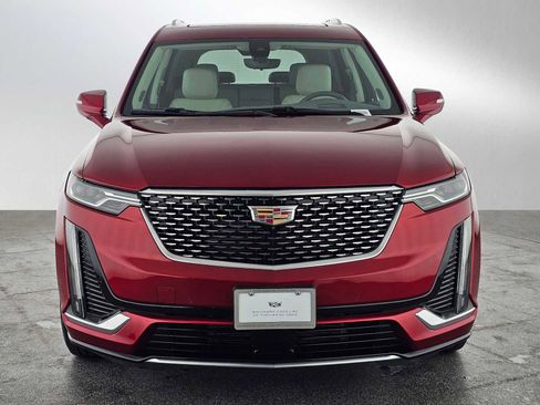 Certified 2024 Cadillac XT6 Premium Luxury w/ Technology Package FWD image 8