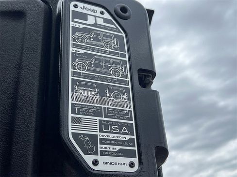 New 2025 Jeep Wrangler Sahara w/ Safety Group image 26