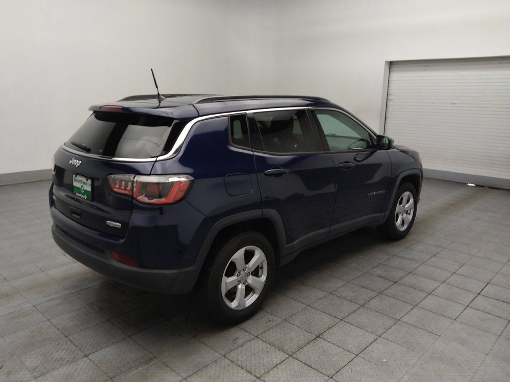 Used 2018 Jeep Compass Latitude w/ Cold Weather Group AWD/4WD image 10