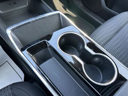 Certified 2025 Chevrolet Equinox LT w/ Safety and Technology Package image 15