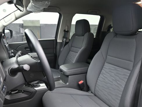 New 2026 Nissan Frontier S image 10