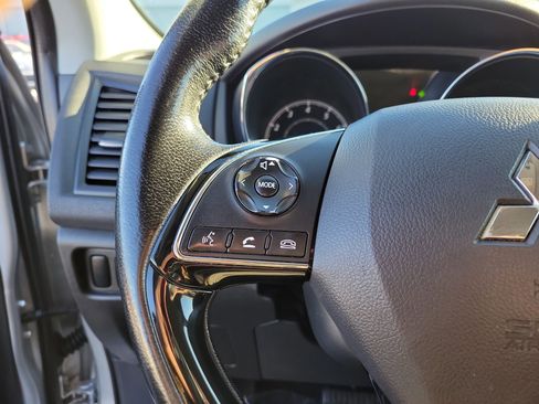 Used 2019 Mitsubishi Outlander Sport SE image 22