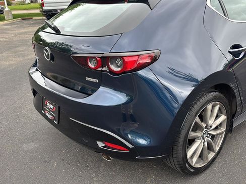 Used 2019 MAZDA MAZDA3 AWD Hatchback image 12