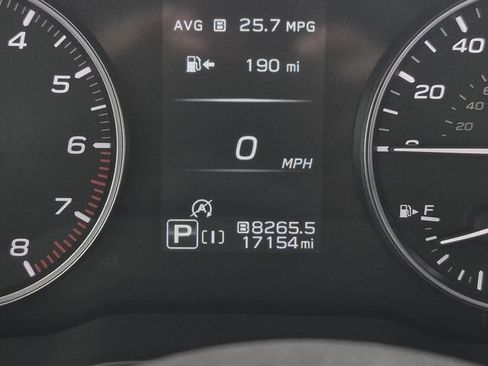 Used 2025 Subaru Forester Limited AWD/4WD image 34