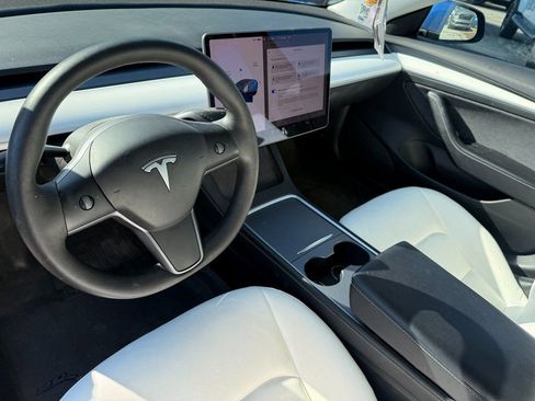 Used 2021 Tesla Model 3 Long Range image 25