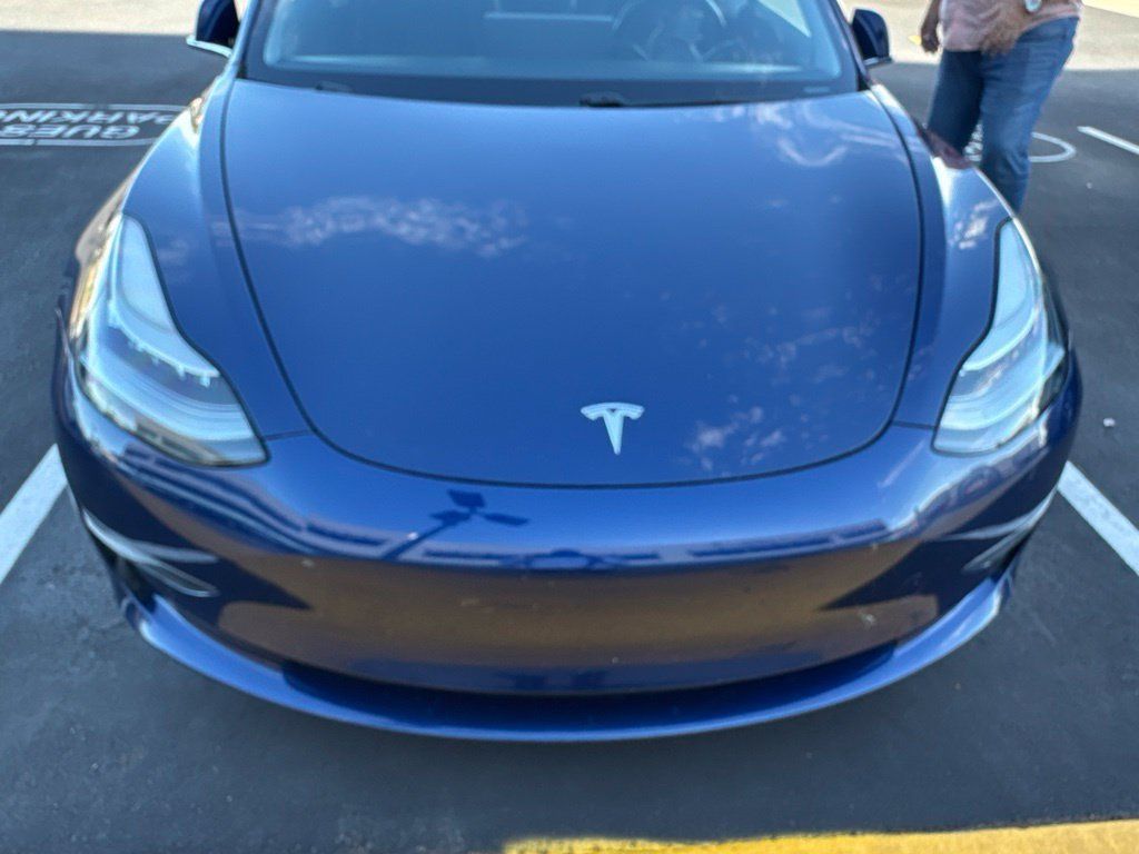 Used 2019 Tesla Model 3 Long Range AWD/4WD image 2