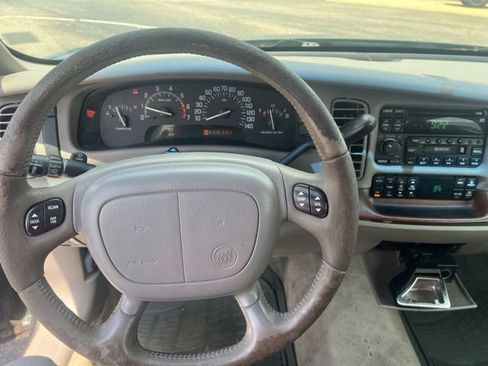 Used 2000 Buick Park Avenue FWD image 11