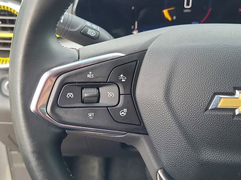 Used 2024 Chevrolet Trax LT w/ Driver Confidence Package image 16