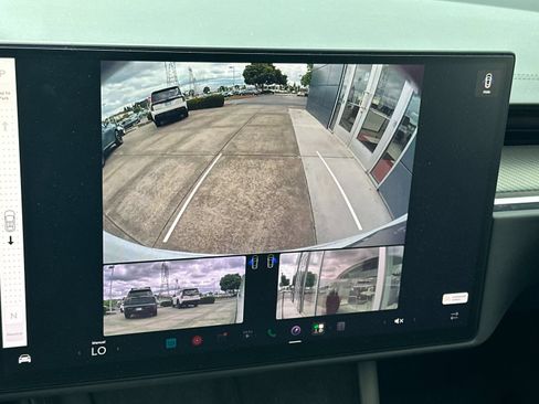 Used 2022 Tesla Model X Plaid AWD/4WD image 19