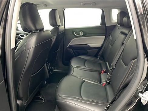 Used 2022 Jeep Compass Limited image 27
