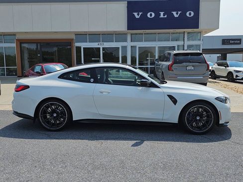 Used 2023 BMW M4 Coupe w/ Executive Package RWD image 8