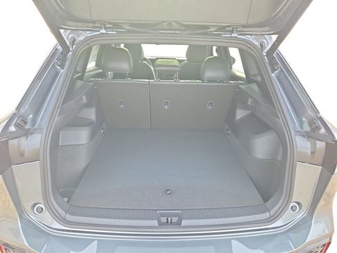 New 2026 Volkswagen Tiguan SE R-Line AWD/4WD image 25