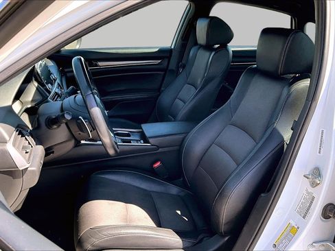 Used 2019 Honda Accord Sport image 21