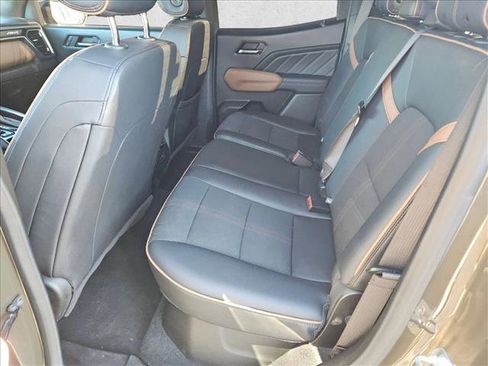 Used 2024 GMC Canyon AT4 image 19