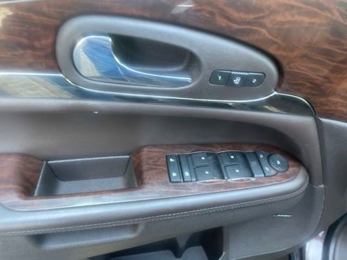 Used 2015 Buick Enclave Leather AWD/4WD image 10