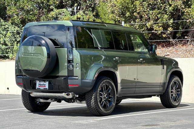 New 2026 Land Rover Defender 110 S AWD/4WD image 5