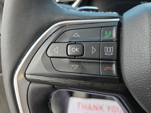 Used 2025 Jeep Grand Cherokee Laredo w/ Luxury Tech Group I image 27