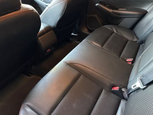 Used 2023 Nissan Altima 2.5 SR FWD image 5