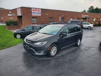 Used 2017 Chrysler Pacifica Touring-L
