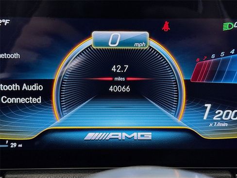 Used 2023 Mercedes-Benz GLA 35 AMG 4MATIC image 5