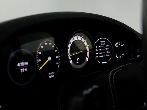 Used 2024 Porsche 911 GT3 image 34