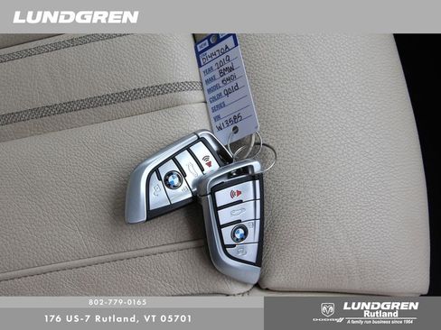 Used 2019 BMW 540i xDrive image 33