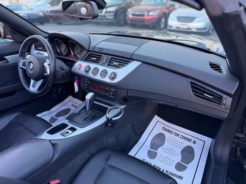 Used 2009 BMW Z4 sDrive30i image 35