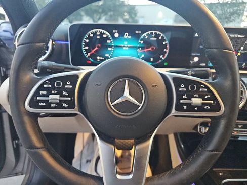 Used 2019 Mercedes-Benz A 220 image 14