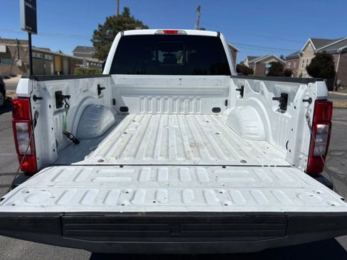 Used 2022 Ford F250 Lariat w/ Lariat Value Package AWD/4WD image 18