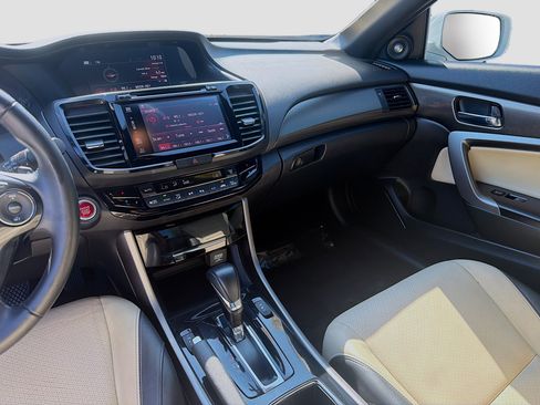 Used 2017 Honda Accord EX-L image 23