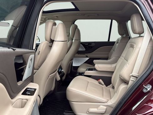 Used 2021 Lincoln Aviator Reserve w/ Equipment Group 202A image 23