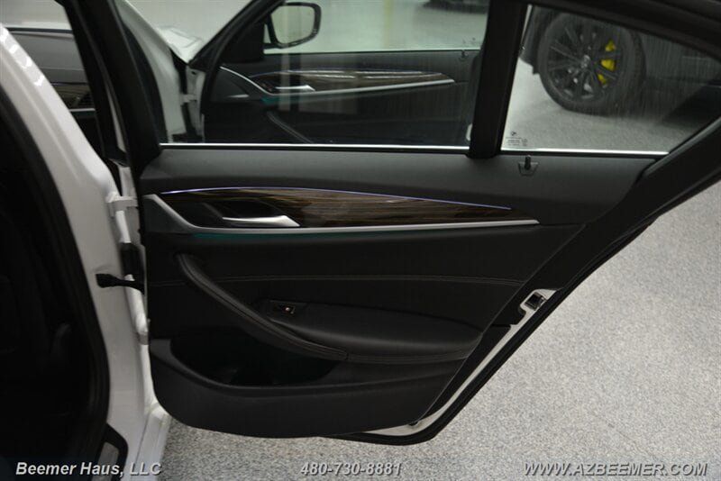 Used 2018 BMW 530e RWD image 44