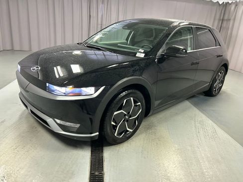 Used 2024 Hyundai Ioniq 5 SEL image 3