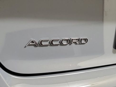Used 2025 Honda Accord EX-L image 9