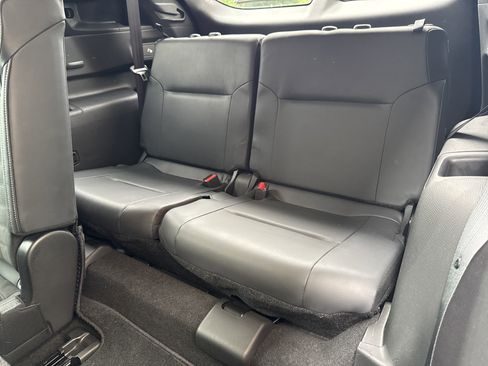 Used 2022 Mitsubishi Outlander SE image 11