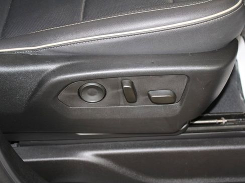 Used 2024 Chevrolet Tahoe Premier image 33