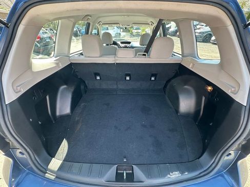Used 2014 Subaru Forester 2.5i AWD/4WD image 29
