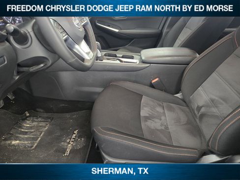 Used 2025 Nissan Sentra SR image 8