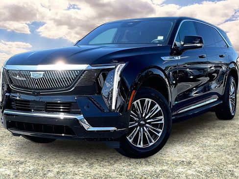 Certified 2026 Cadillac Escalade IQ Luxury 1 AWD/4WD image 3