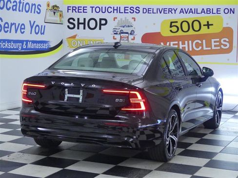 Used 2024 Volvo S60 B5 Plus AWD/4WD image 7