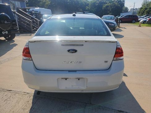 Used 2011 Ford Focus SE w/ 201A Rapid Spec Order Code FWD image 10