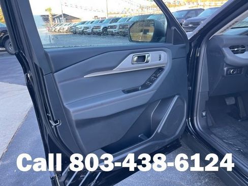 New 2026 Ford Explorer Active image 5