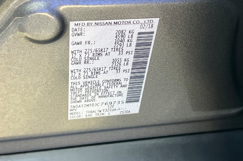 Used 2018 Nissan Rogue SV w/ Sun & Sound Touring Package FWD image 32