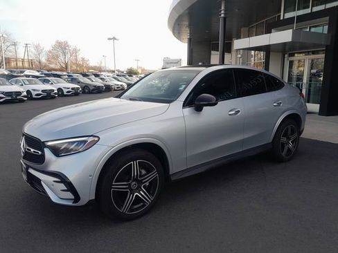 Used 2024 Mercedes-Benz GLC 300 4MATIC image 16