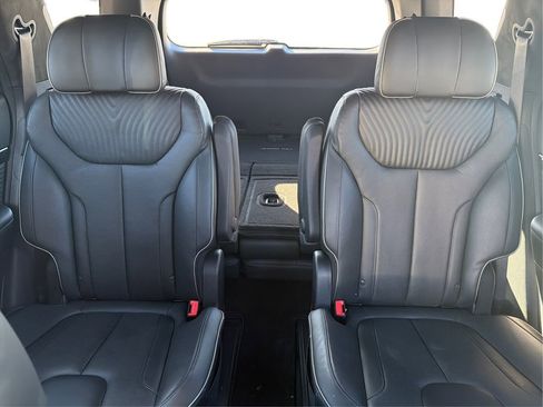 Used 2025 Hyundai Palisade Calligraphy image 15