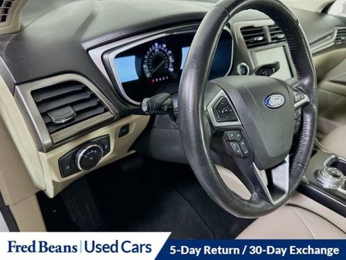 Used 2019 Ford Fusion SEL image 10