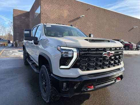 Used 2026 Chevrolet Silverado 2500 ZR2 w/ Snow Plow Prep/Camper Package image 2