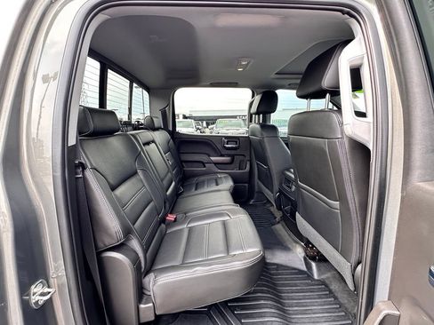 Certified 2018 GMC Sierra 1500 Denali w/ Denali Ultimate Package AWD/4WD image 18